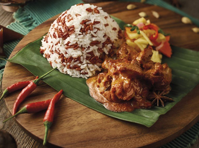 Nikmatnya Nasi Dagang Khas Anambas, Menu Mengenyangkan di Siang Hari