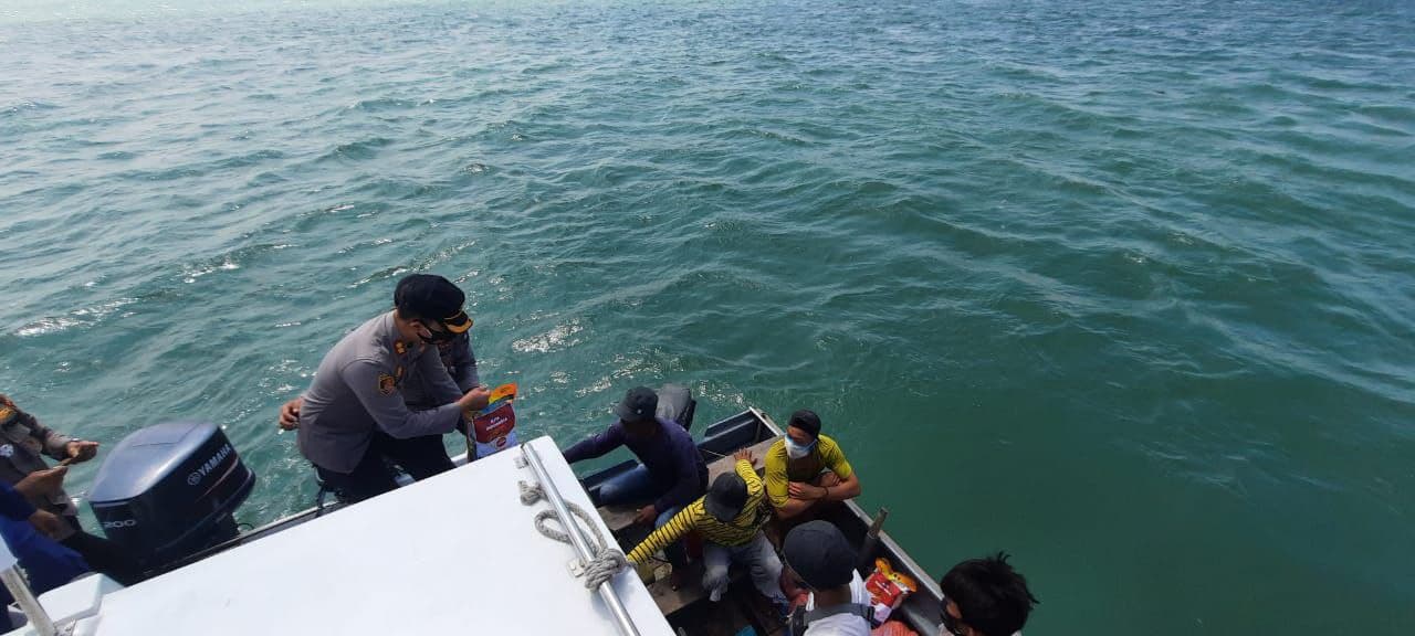 2 Unit Kapal Asing Berbendera Malaysia Diamankan di Perairan Selat Malaka