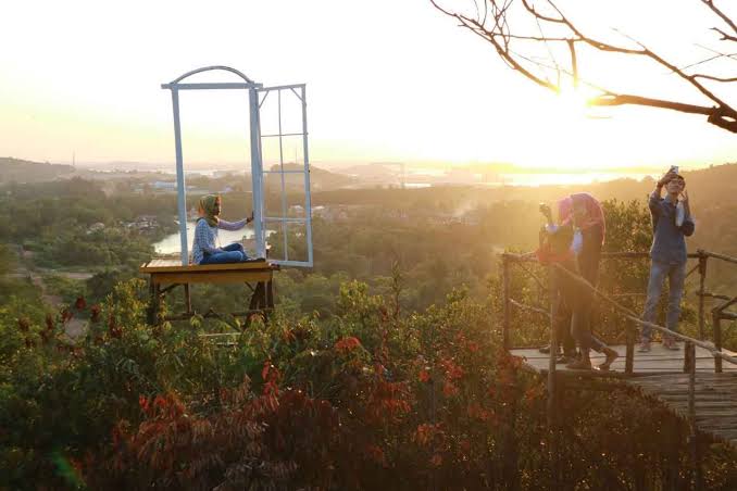 Wow.. Ada Pintu Langit di Sekupang Kepri