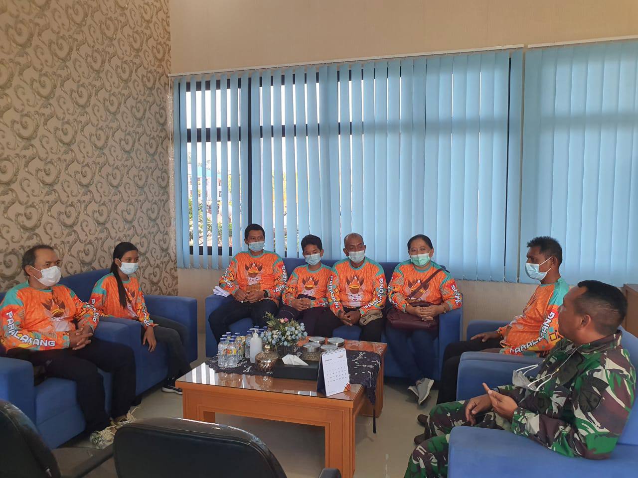 Perdana, Batam Terjunkan Atlet Paramotor Ke Papua