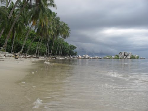 Pulau Cinta dan Gemboknya, Romantis Ya…