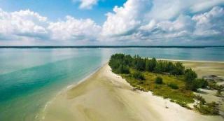 Di Riau, Ada Pasir Pantai Berbisik Lho, Di Sini Tempatnya..