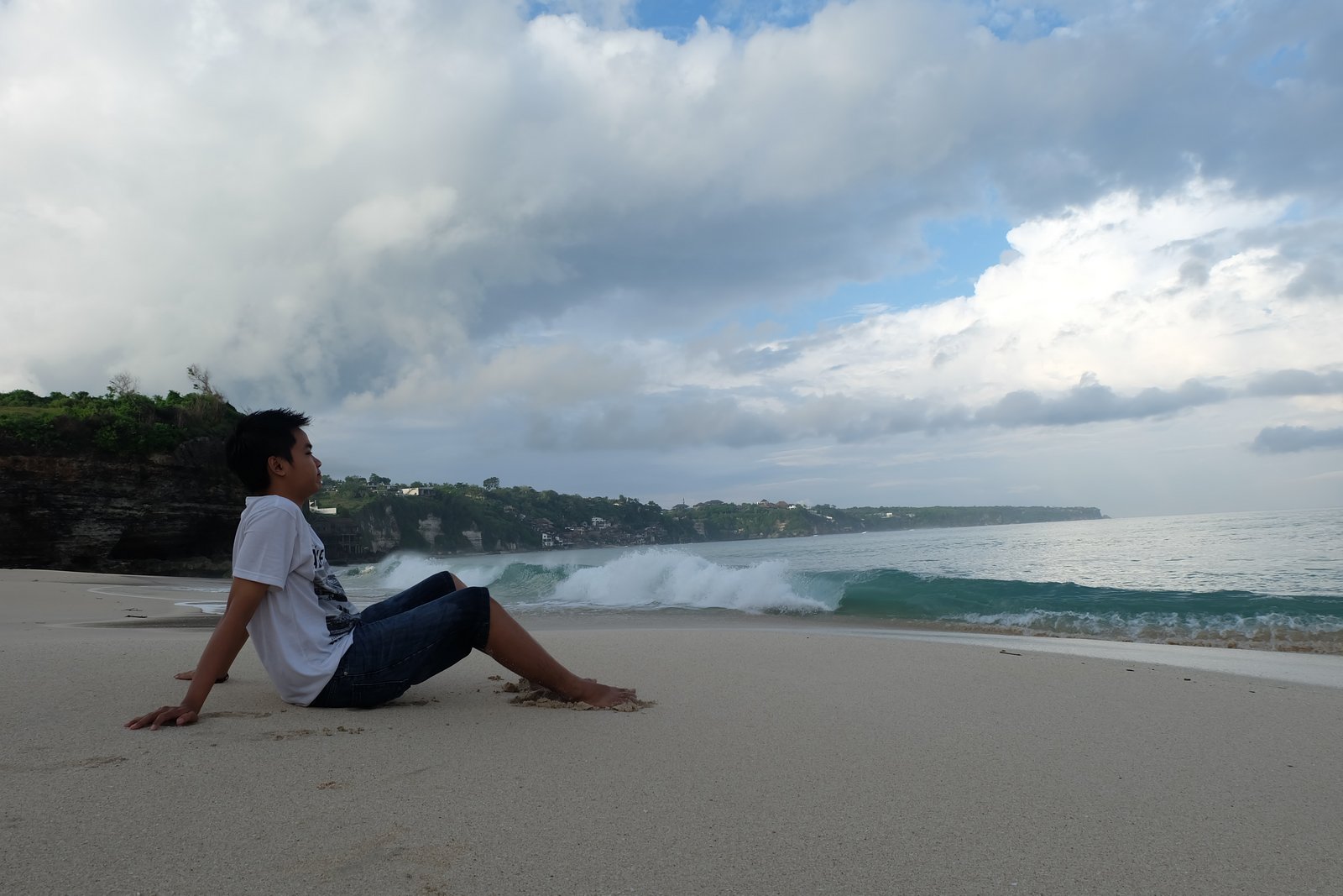 Menikmati Keindahan Wisata Bahari Tanjungpinang di Pantai Impian