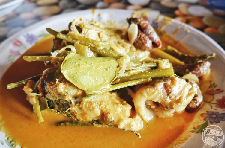 Rumah Makan Hanya Buka 3 Jam Saja, Sudah Ada Sejak Tahun 70-an Lho..