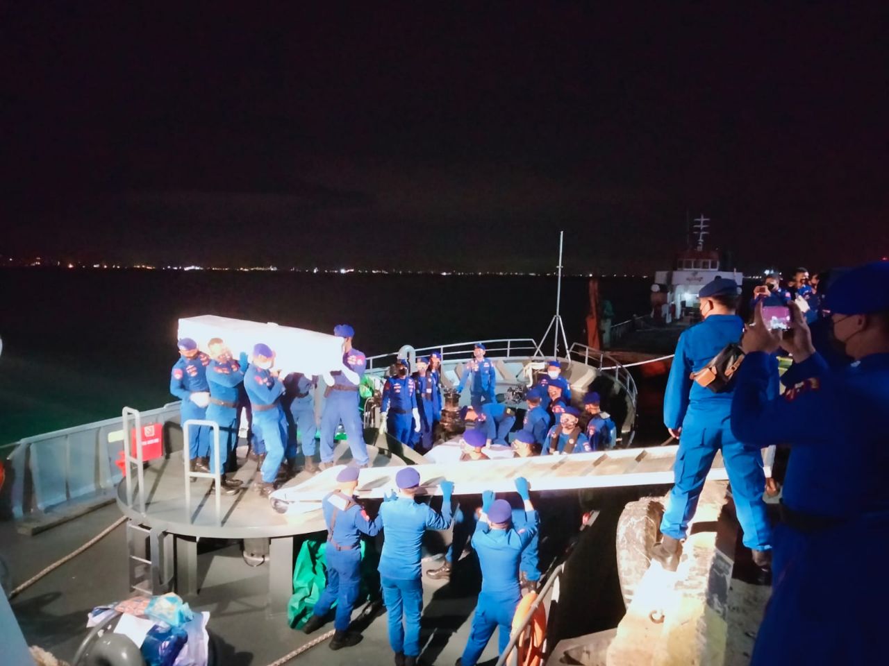 Belasan Jenazah PMI Ilegal Dibawa ke Indonesia