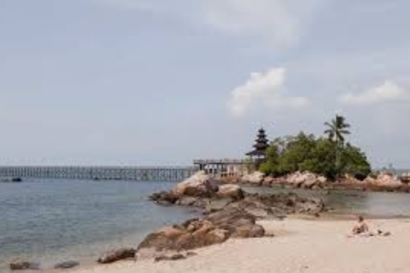 Ada Aura Mistis di Villa Kosong di Pantai Ini