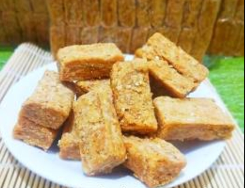 Gurihnya Kue Kacang Pukul, Wajib Dicoba!