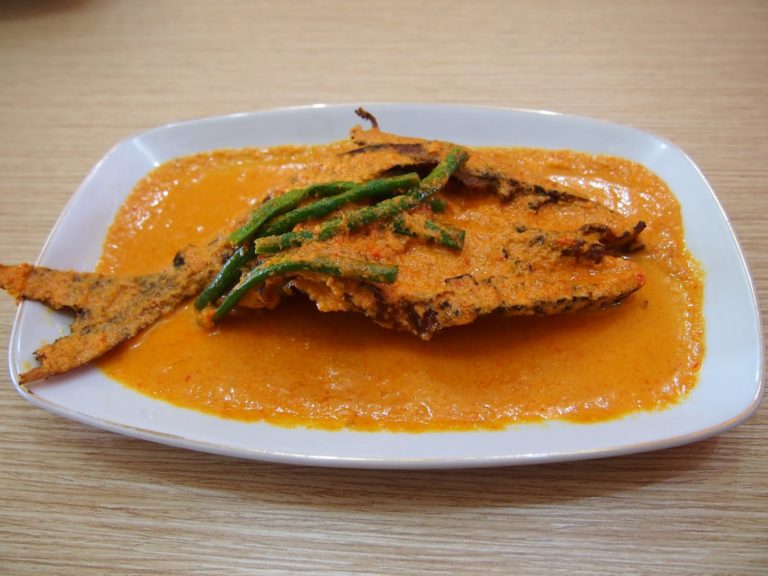 Nikmatnya Masakan Bersantan di 2 Restoran di Pekanbaru