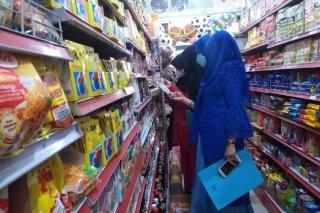 Swalayan di Tanjungpinang Kedapatan Jual Produk Hampir Kadaluarsa-Kemasan Rusak