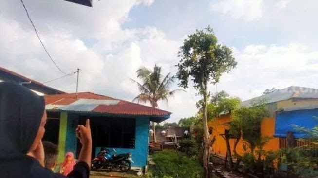 Penampakan Hantu Kuyang Gegerkan Warga Mabar Medan, Begini Cerita Saksi Mata!