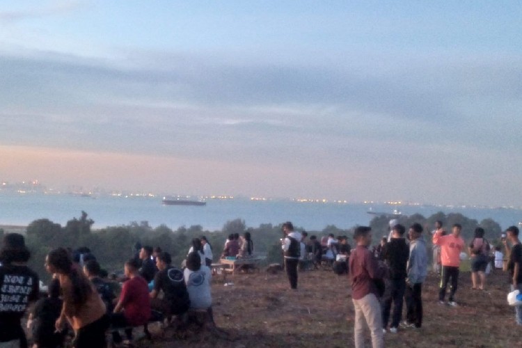 Santai-santai Sore di Bukit Harimau, Nikmati Megahnya Gedung-gedung Tinggi Negeri Singa