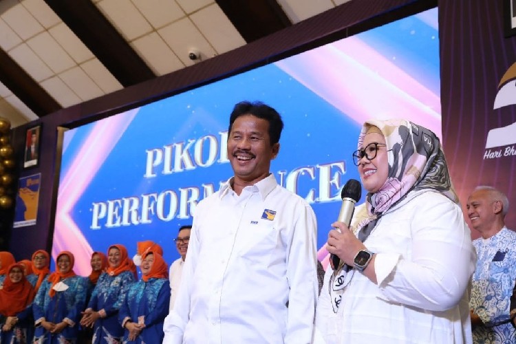 Syukuran Hari Bakti ke 51: Wako Rudi Serahkan Sertifikat ISO hingga Launching Satu Data
