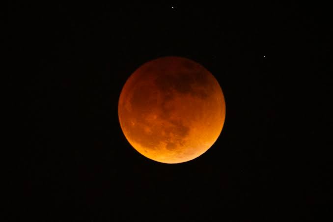 Catat Nih, Ada Gerhana Bulan Total 8 November Nanti