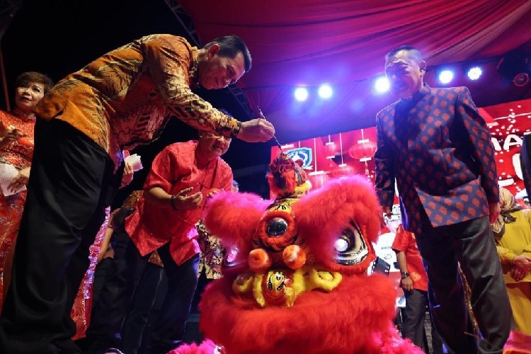 Imlek 2023, Gubernur Ansar Puji Toleransi Umat Beragama di Kepri