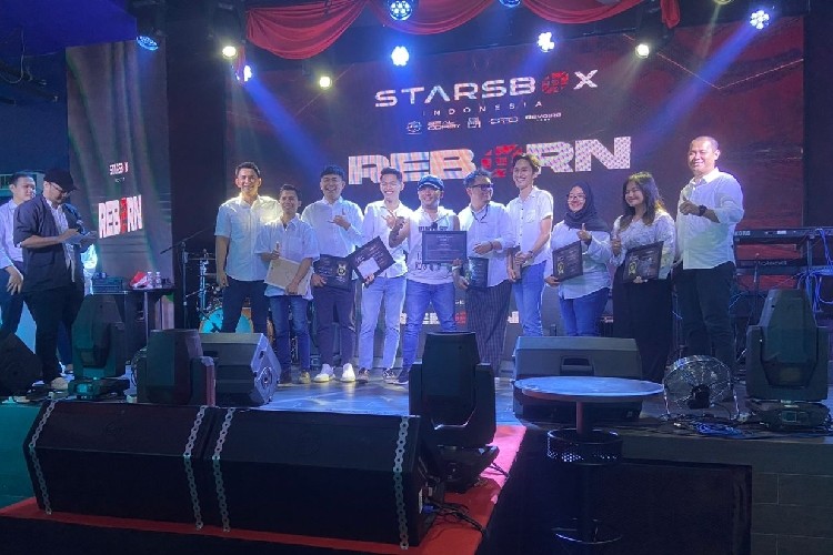 StarsBox Barbershop Ajak Anak Panti saat Gelar Syukuran di Batam