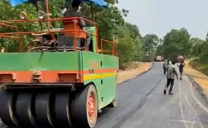 Jalan Menuju Pemakaman Tidak Luput Perhatian Cen Sui Lan Bulan Ramadhan ini Tuntas Dikerjakan