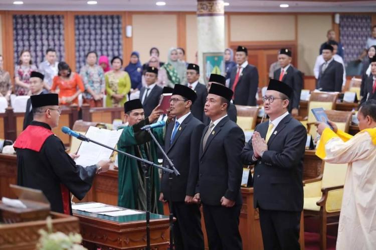 Susunan Lengkap Alat Kelengkapan DPRD Kota Batam, Ketahui Ketua Komisi dan Anggota Banggar serta Bamus Periode 2024-2029