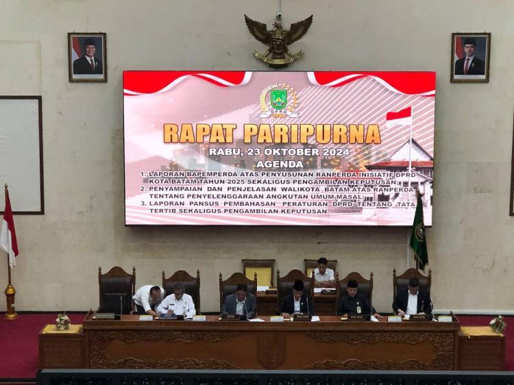 DPRD Batam Bahas 10 Ranperda Inisiatif 2025, Enam Diantaranya Luncuran 2024
