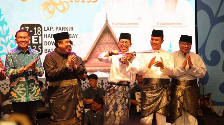 Dorong Pelestarian Budaya Melayu, Puisi Karya Kepala BP Batam Guncang Panggung KSM ke-26