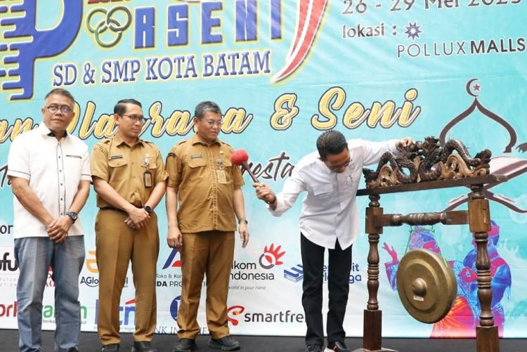 Resmi Buka Porseni 2025, Wako Batam Amsakar: Selamat Bertanding!