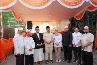 Berangkat Haji Bareng Istri, Wagub Nyanyang Titip Doa ke Waka III DPRD Bahktiar di Tanah Suci untuk Kebaikan Masyarakat Kepri