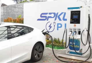 PLN Sebar 23 SPKLU di Pusat Keramaian Batam, Tak Ada Lagi Alasan Ragu Pakai Kendaraan Listrik