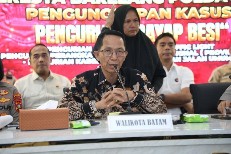 Amsakar Apresiasi Jajaran Polda Kepri Atas Pengungkapan Kasus Pencurian Fasilitas Umum