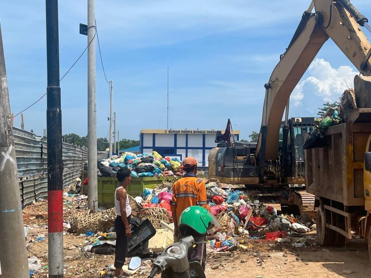 DLH Batam Tegas Bantah PT Mahaju Mitra Resmi, Warga Diminta Tak Terpaksa Bayar Retribusi Sampah Mahal