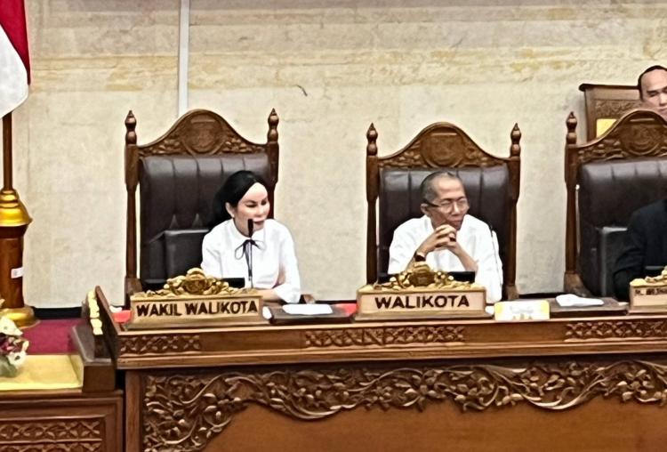 Amsakar Sampaikan Ranperda Pertanggungjawaban APBD 2025, Batam Pertahankan WTP