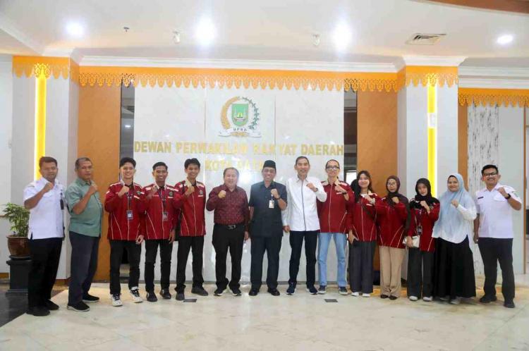 Komisi IV DPRD Batam Tampung Aspirasi Mahasiswa IPMKOB Pekanbaru, Bahas Kemajuan Daerah