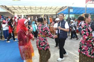 HUT ke-81 RI di Bulang Meriah, Lomba Sampan hingga Ketinting Satukan Warga Pulau Buluh