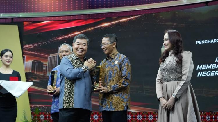 Bertepatan dengan Hari Bakti ke-55, Kepala BP Batam Raih Penghargaan Inovasi Membangun Negeri 2026